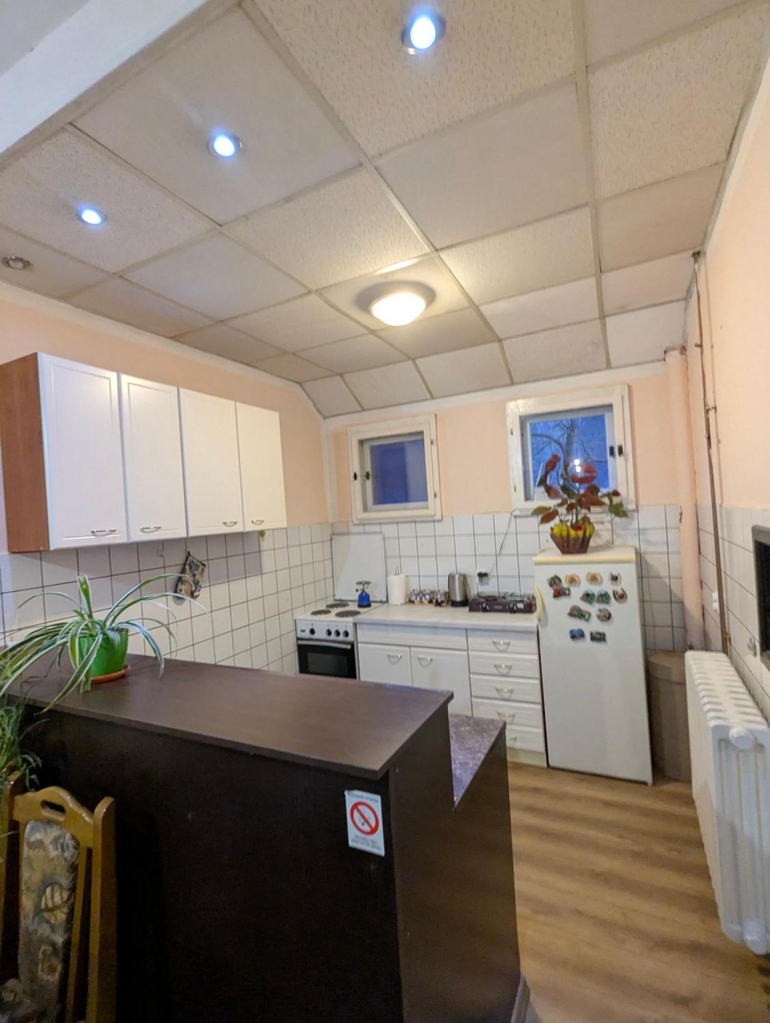 Apartman Dunja I Milos モクラ・ゴラ エクステリア 写真